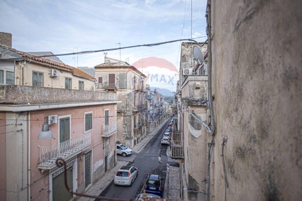 casa indipendente in vendita a Ragusa in zona Ragusa Centro