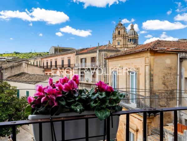 appartamento in vendita a Ragusa in zona Ibla