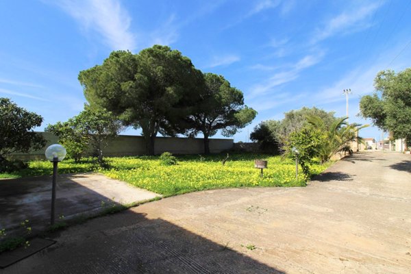 casa indipendente in vendita a Ragusa in zona Marina