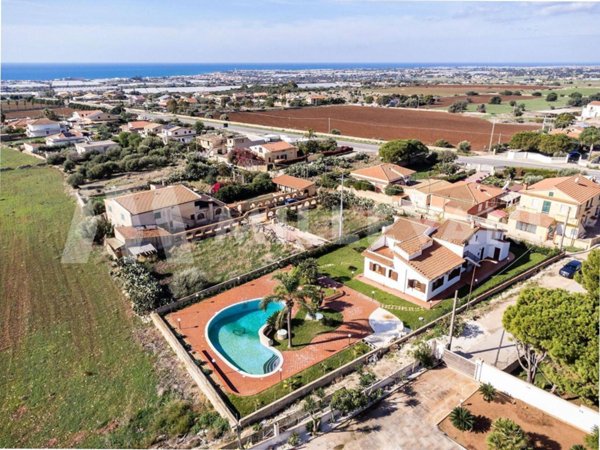 appartamento in vendita a Ragusa in zona Marina