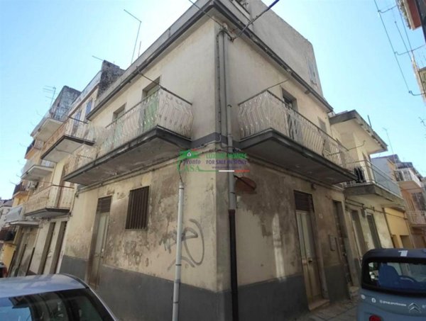 casa indipendente in vendita a Ragusa