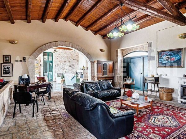 casa indipendente in vendita a Ragusa in zona Marina