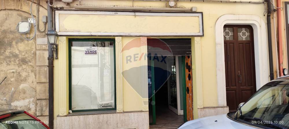 negozio in vendita a Ragusa in zona Ragusa Centro
