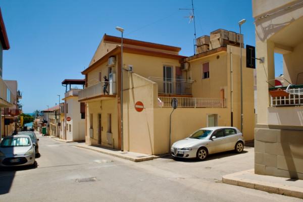 appartamento in vendita a Ragusa in zona Marina