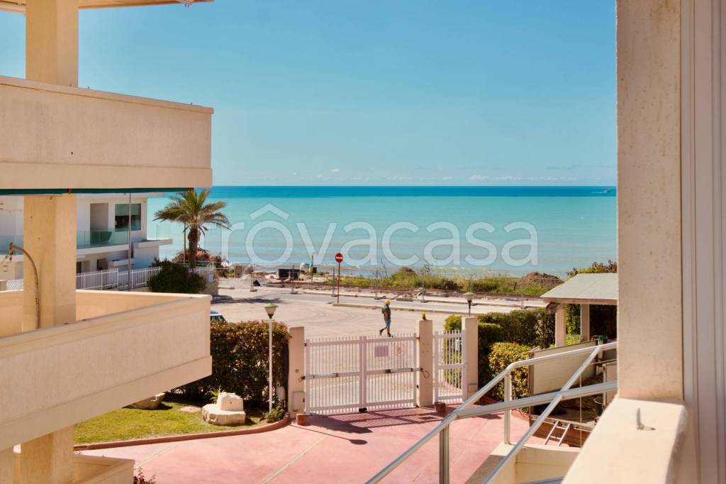 appartamento in vendita a Ragusa in zona Marina