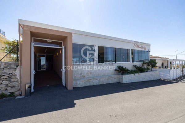 negozio in vendita a Ragusa in zona Marina