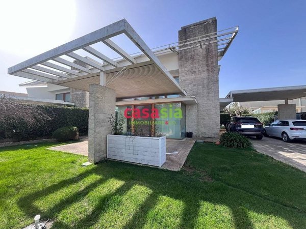 casa indipendente in vendita a Ragusa