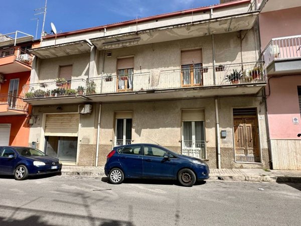 casa indipendente in vendita a Ragusa in zona Ibla