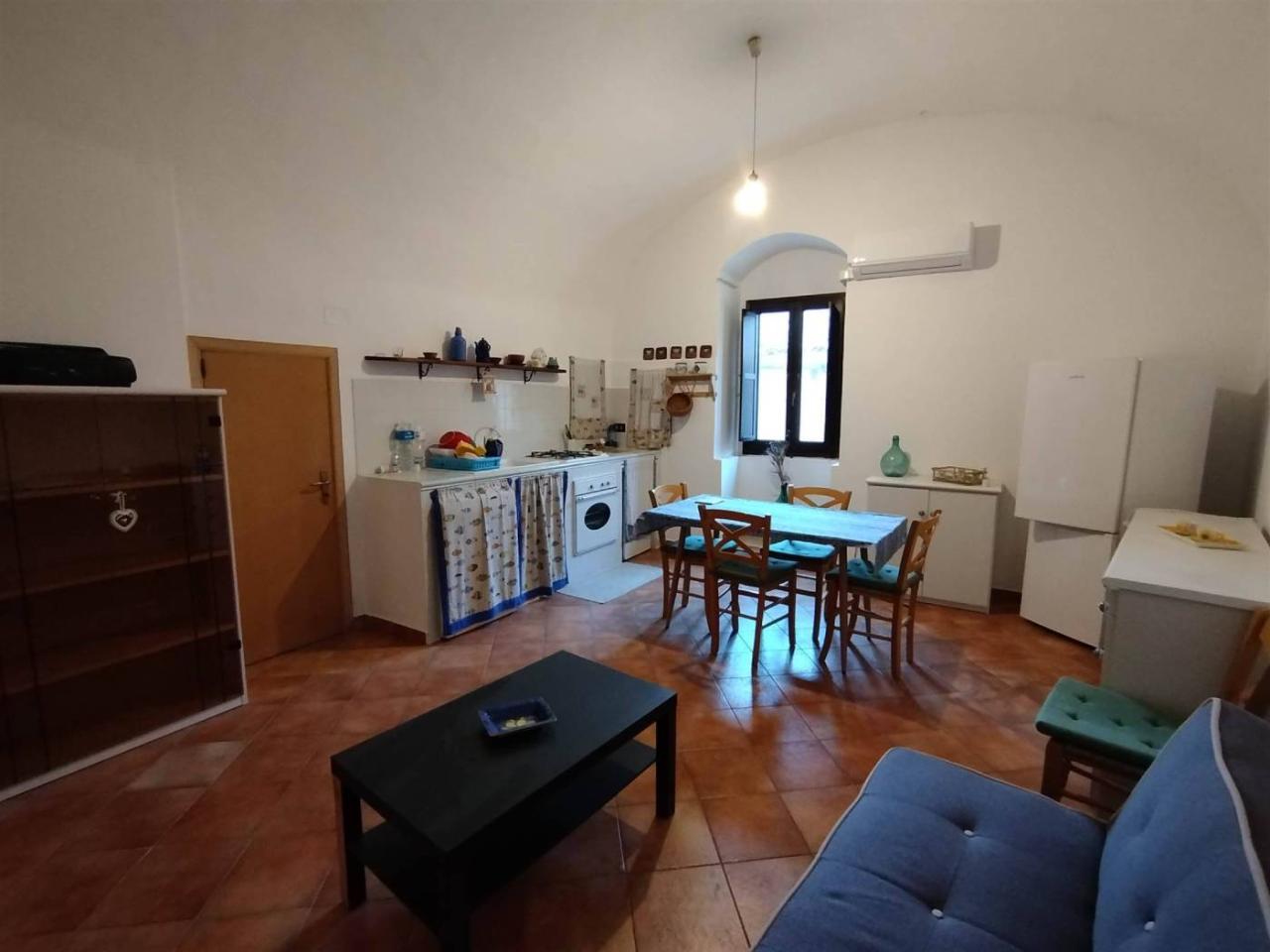 casa indipendente in vendita a Ragusa in zona Ibla