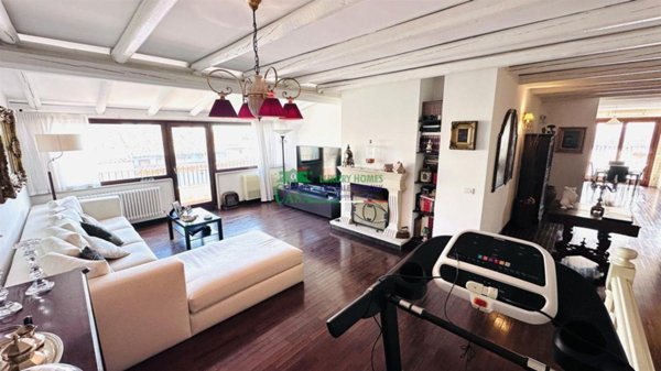 appartamento in vendita a Ragusa in zona Ragusa Centro