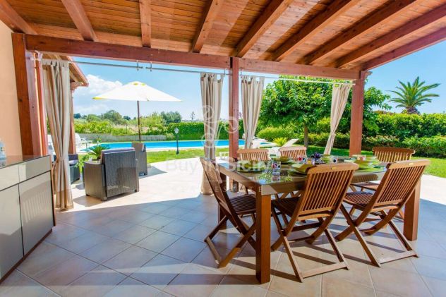 casa indipendente in vendita a Ragusa in zona Marina
