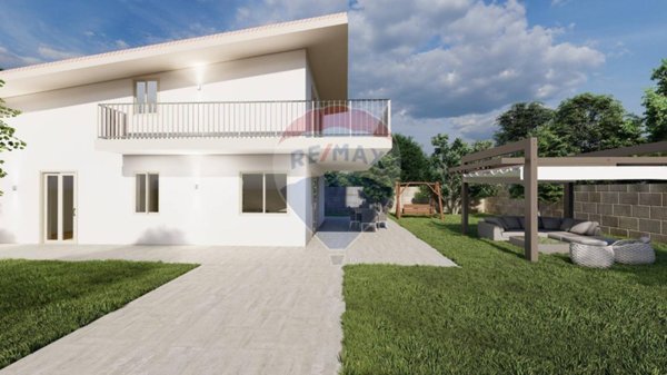 casa indipendente in vendita a Ragusa in zona Marina