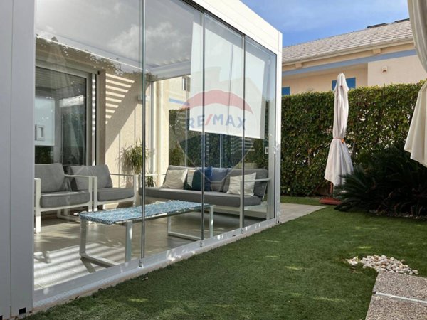 casa indipendente in vendita a Ragusa in zona Marina