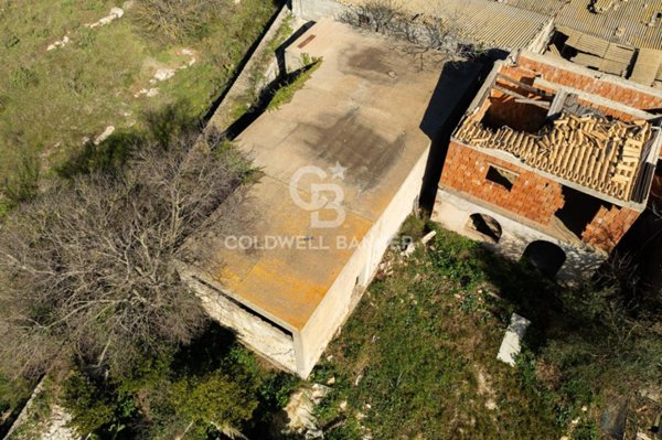 casa indipendente in vendita a Ragusa