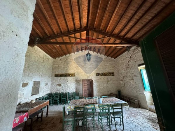 casa indipendente in vendita a Ragusa