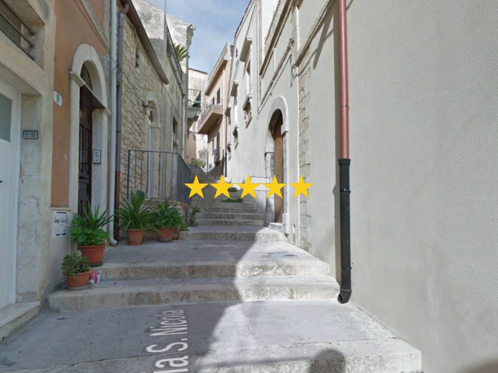 appartamento in vendita a Ragusa in zona Ibla