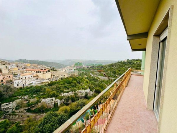 appartamento in vendita a Ragusa in zona Ragusa Centro