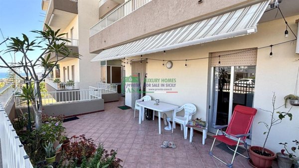 appartamento in vendita a Ragusa in zona Marina