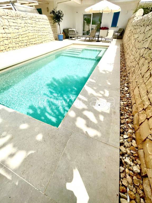 appartamento in vendita a Ragusa in zona Marina