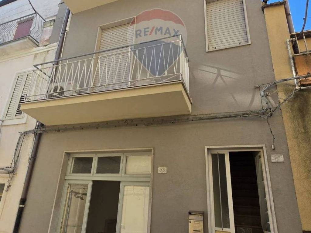 casa indipendente in vendita a Ragusa in zona Ragusa Centro