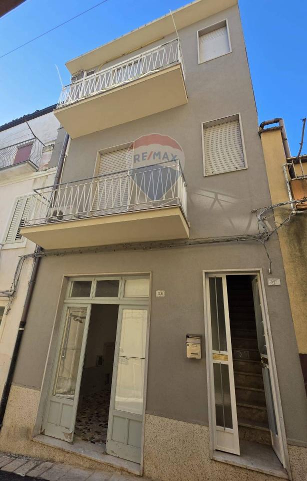 casa indipendente in vendita a Ragusa in zona Ibla