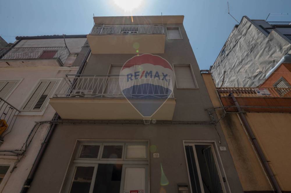 casa indipendente in vendita a Ragusa in zona Ragusa Centro