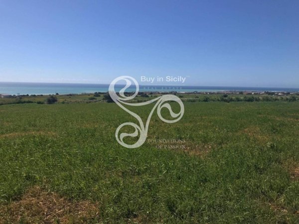 terreno agricolo in vendita a Ragusa in zona Marina