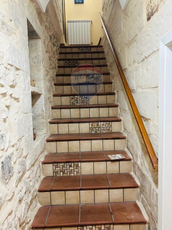 casa indipendente in vendita a Ragusa in zona Ibla