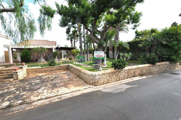 casa indipendente in vendita a Ragusa in zona Donnafugata