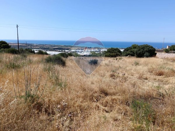 casa indipendente in vendita a Ragusa in zona Marina