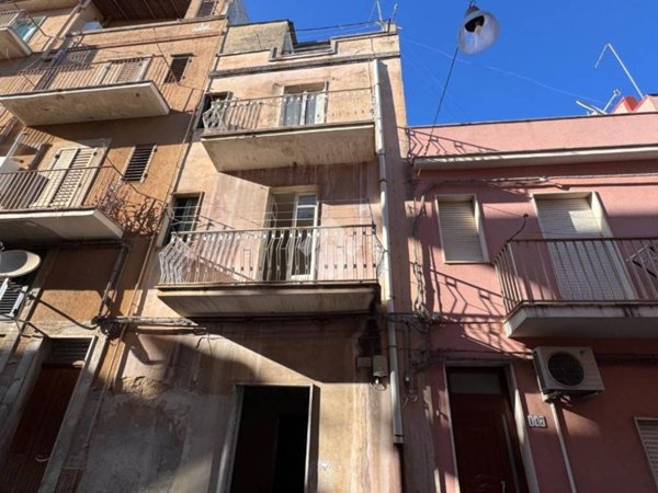 casa indipendente in vendita a Ragusa in zona Ibla