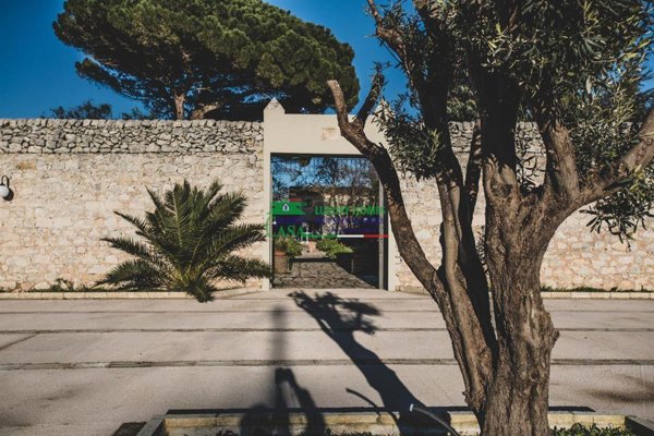 casa indipendente in vendita a Ragusa in zona Marina