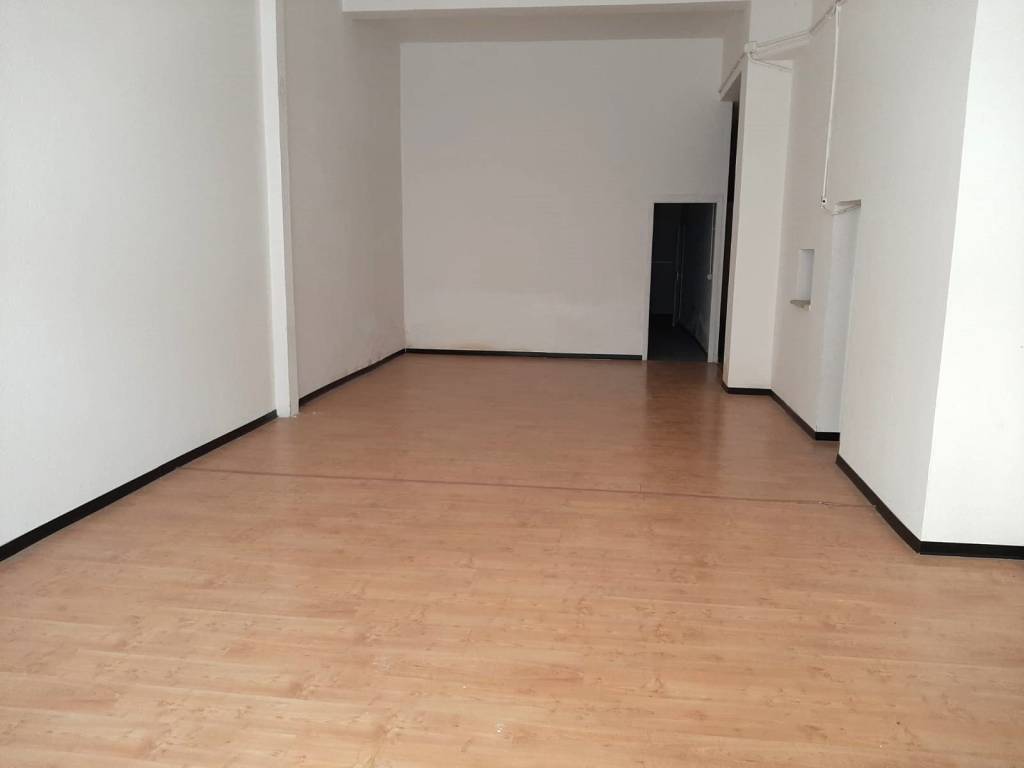 locale di sgombero in vendita a Ragusa in zona Ragusa Centro