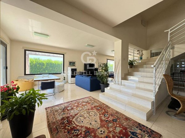 casa indipendente in vendita a Ragusa