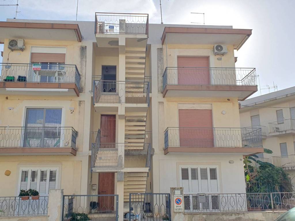 appartamento in vendita a Ragusa in zona Marina