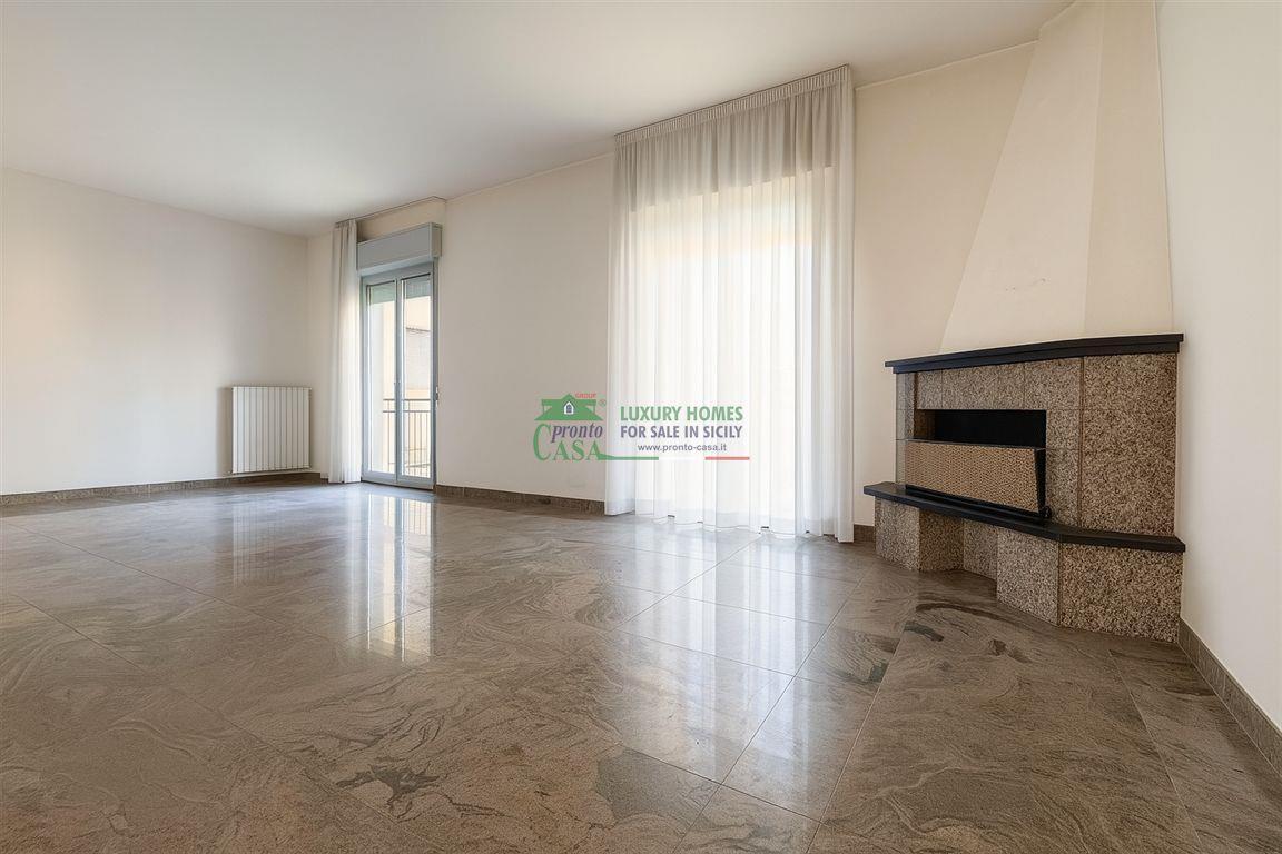 appartamento in vendita a Ragusa in zona Ibla