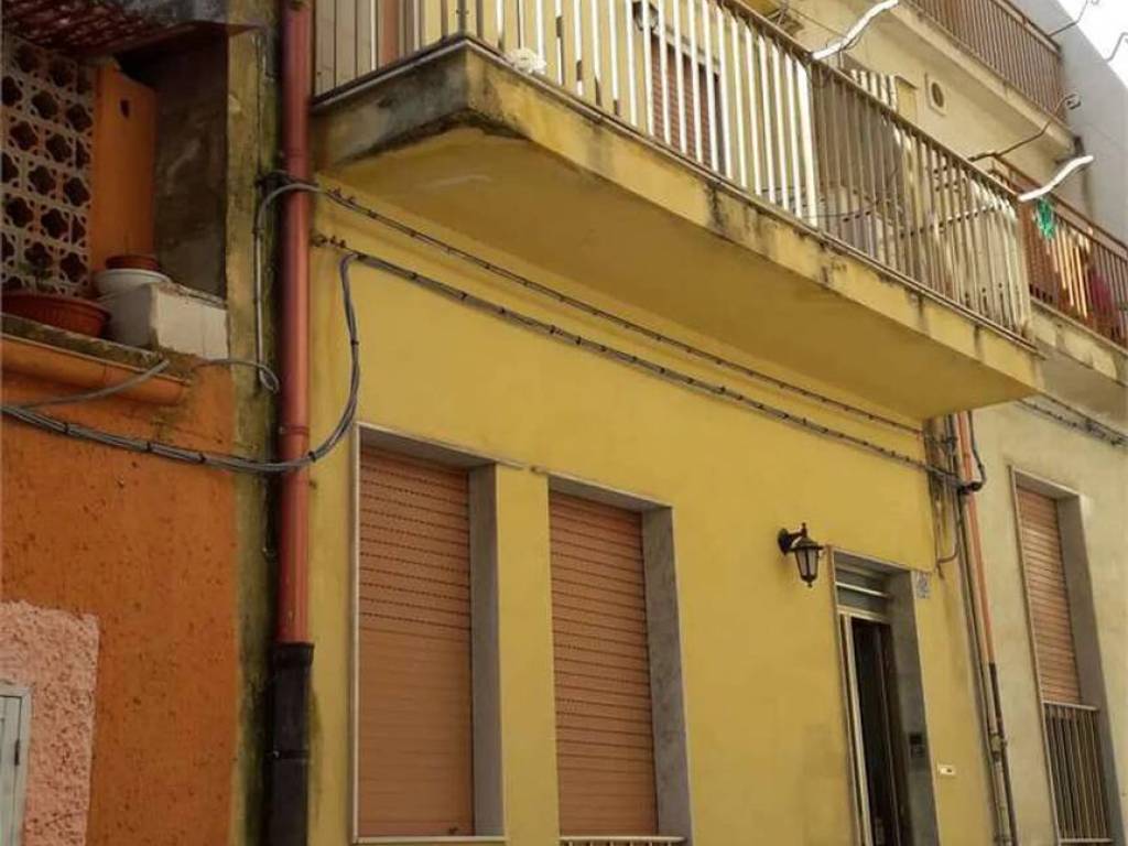casa indipendente in vendita a Ragusa in zona Ragusa Centro