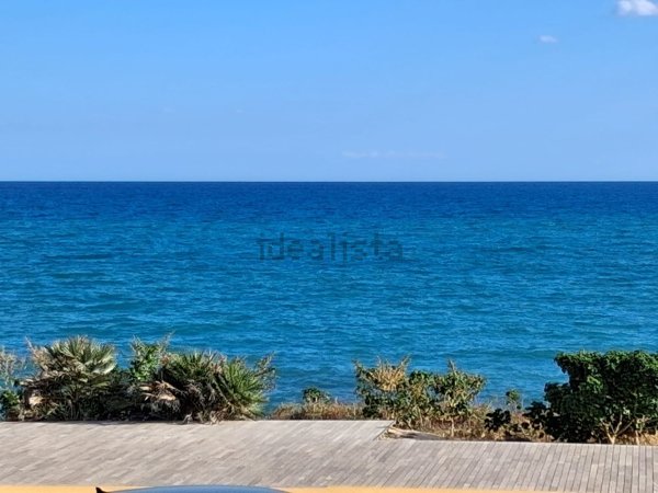 casa indipendente in vendita a Ragusa in zona Marina