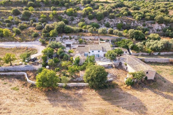 casa indipendente in vendita a Ragusa