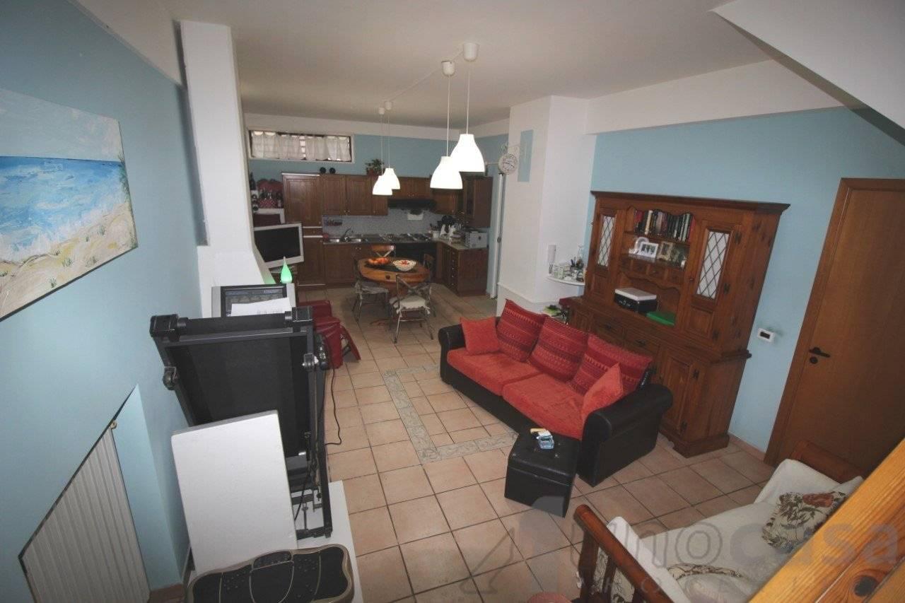casa indipendente in vendita a Ragusa