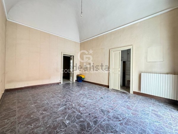 pentavano in vendita a Ragusa