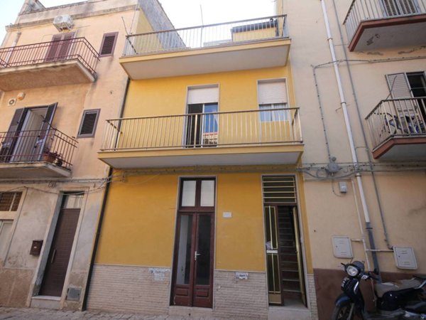 casa indipendente in vendita a Ragusa in zona Ibla