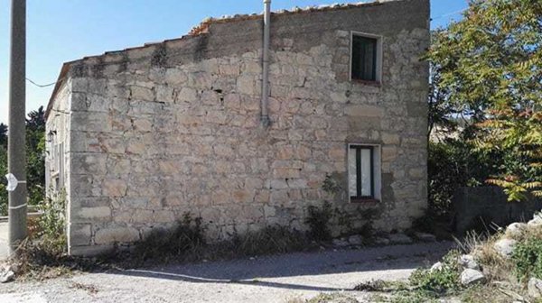 casa indipendente in vendita a Ragusa in zona San Giacomo / Bellocozzo
