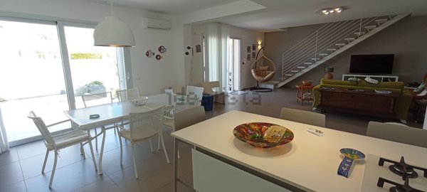 casa indipendente in vendita a Ragusa in zona Marina