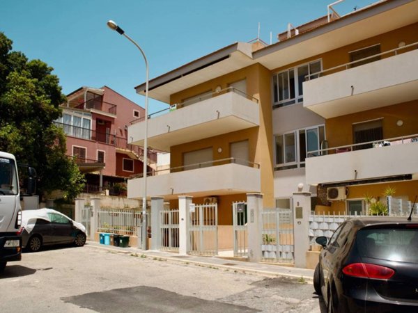 appartamento in vendita a Ragusa in zona Marina