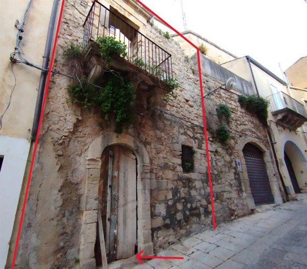 casa indipendente in vendita a Ragusa in zona Ibla