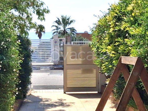 casa indipendente in vendita a Ragusa in zona Marina