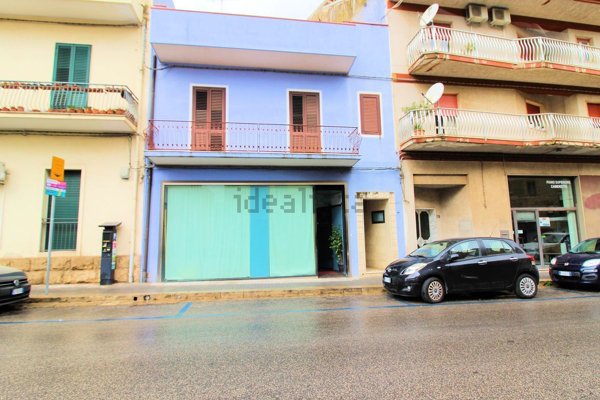 negozio in vendita a Ragusa in zona Ibla