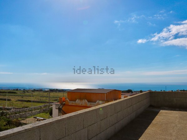 casa indipendente in vendita a Ragusa in zona Marina