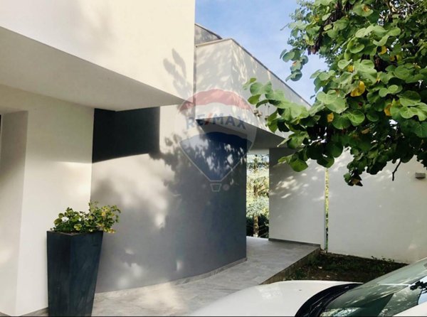 casa indipendente in vendita a Ragusa in zona Ragusa Centro